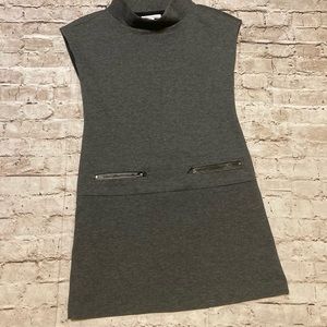 Kenneth Cole gray Shift style detailed dress
